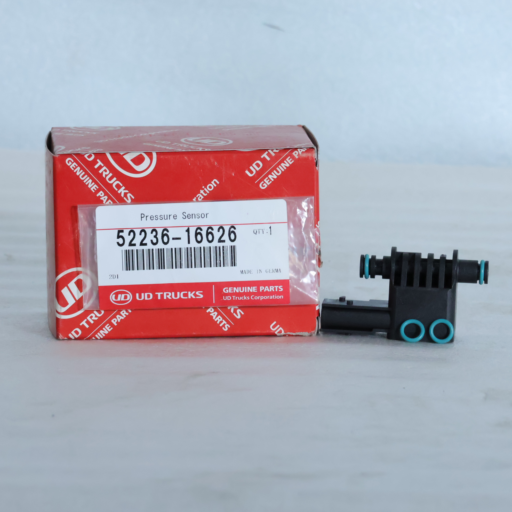 CẢM BIẾN ÁP SUẤT UREA (THUỘC CỤM BƠM UREA)