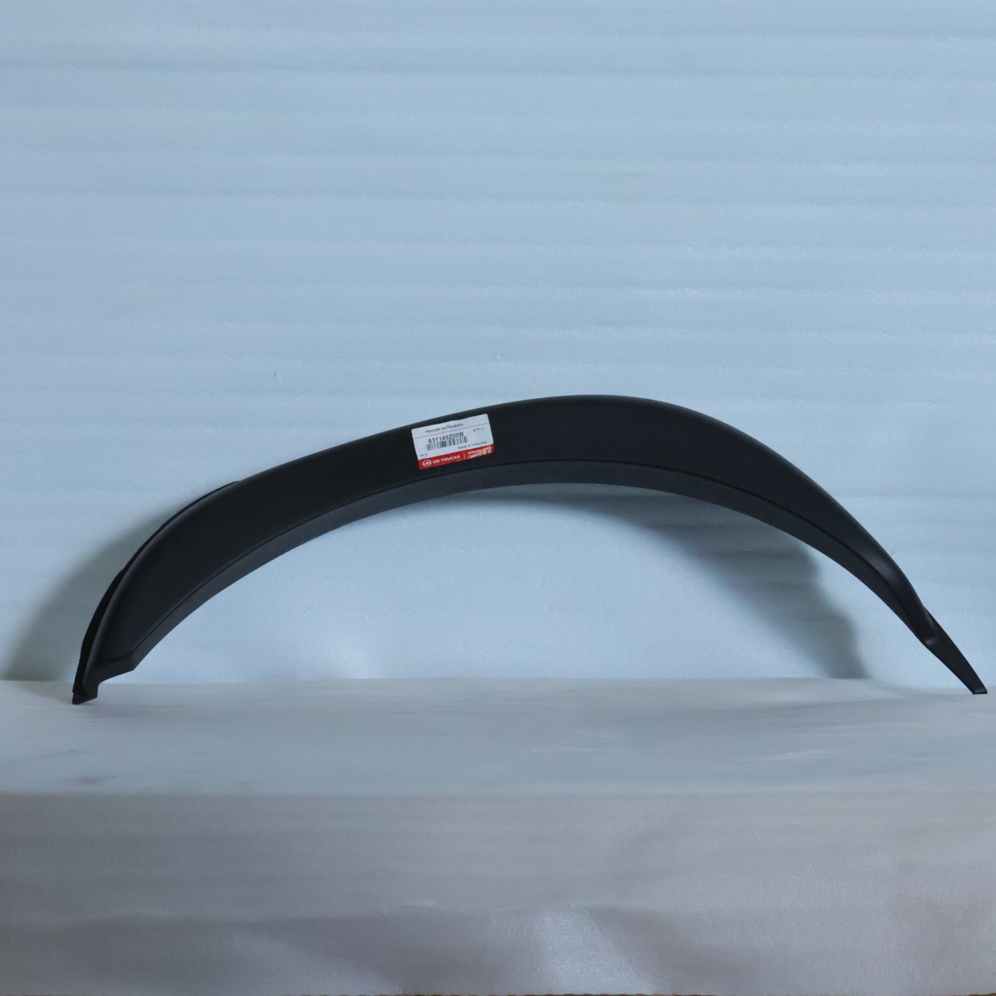 ỐP NHỰA HÔNG CABIN PHẢI - CRONER LKE 210HP