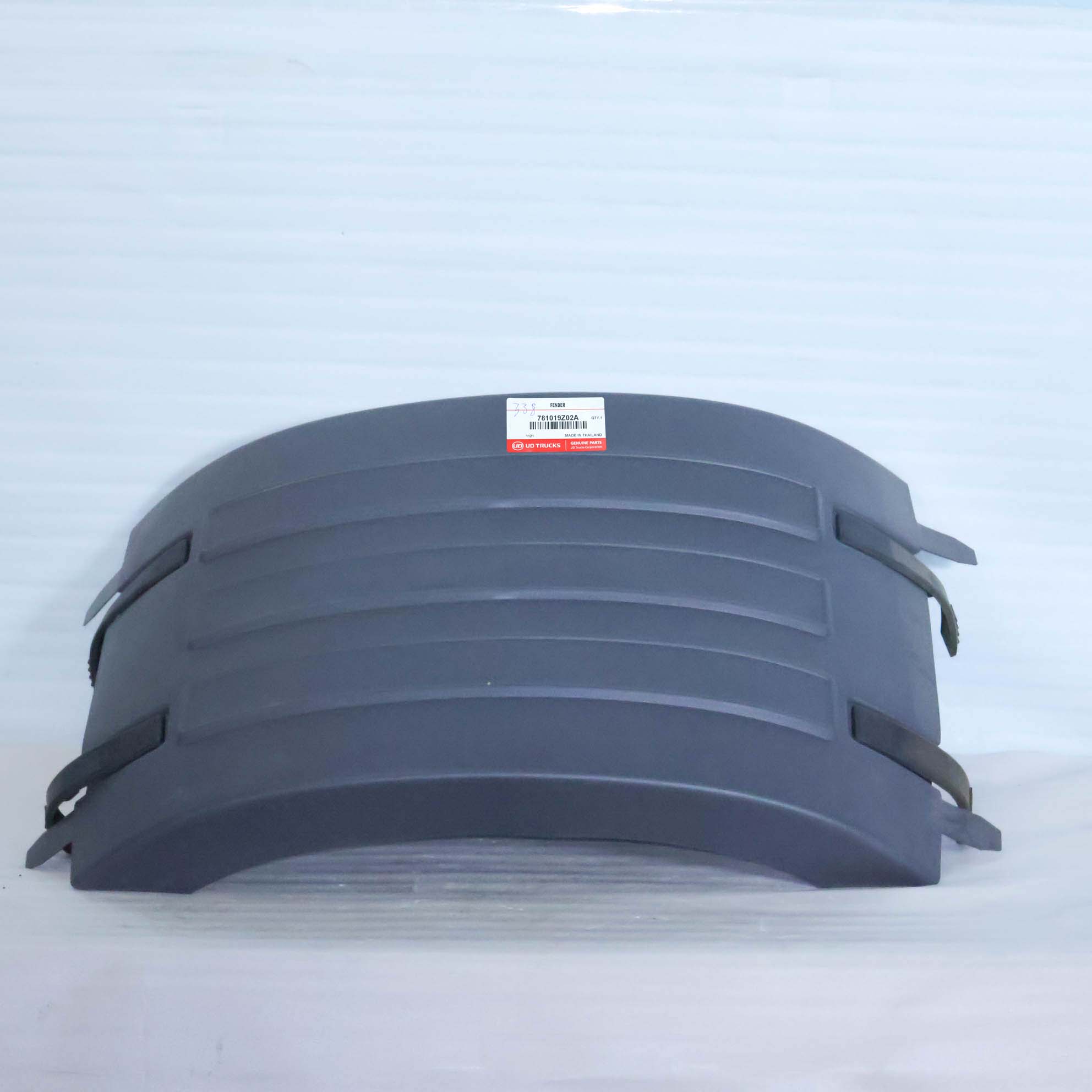 VÈ CHẮN BÙN SAU ( VÒM TRÊN) - ĐẦU KÉO QUESTER